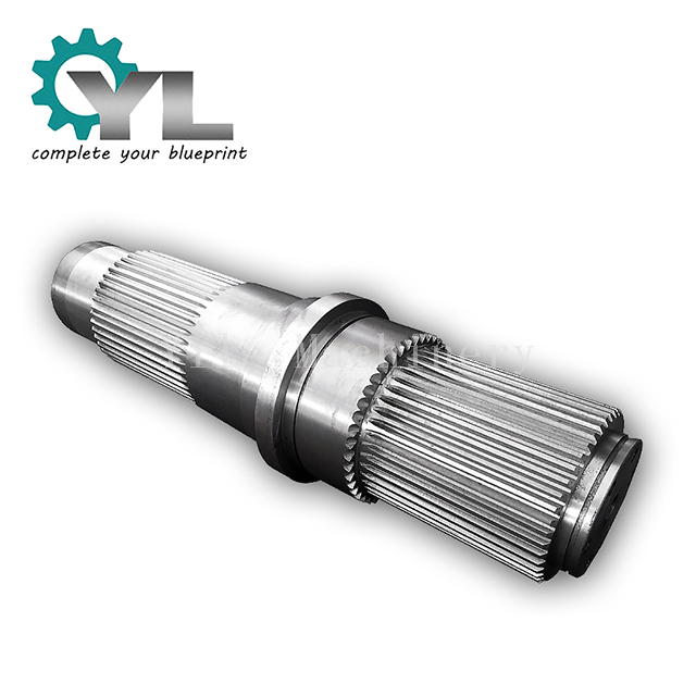 Шлицевой вал выходной шестерни редуктора горного экскаватора